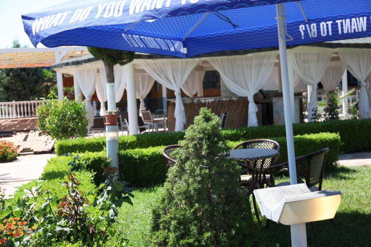 Freskia Resort Velipojë Exterior foto
