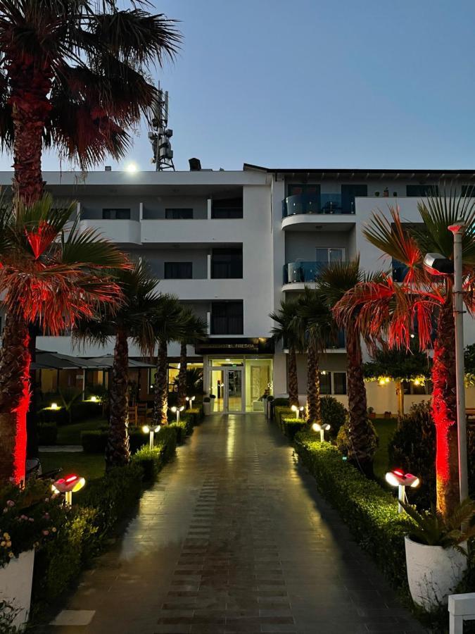 Freskia Resort Velipojë Exterior foto